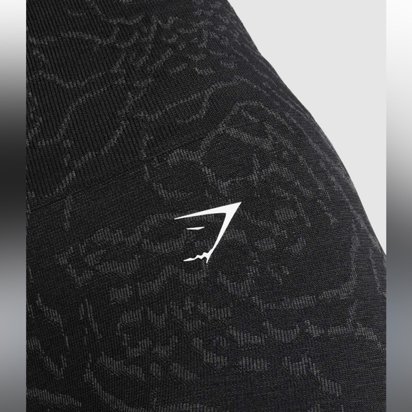 Gymshark Adapt Animal Seamless Cycling Shorts - Black - Picture 5 of 6